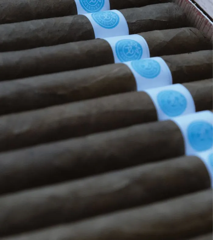 Cigar rolling